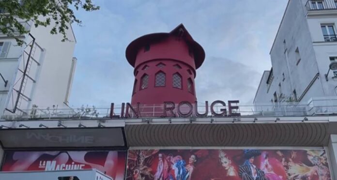 Pás do Moulin Rouge desabam durante a madrugada em Paris