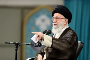 Líder Supremo Do Irã Diz Que Israel “Deve E Será” Punido: ‘Regime Maligno Cometeu Um Erro’