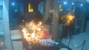 VÍDEO IMPRESSIONANTE: Explosão em churrascaria deixa 3 feridos no interior de SP