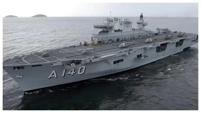 Marinha envia maior navio da América Latina para ajudar Rio Grande do Sul