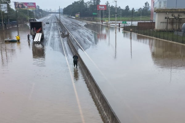 O número de municípios afetados também registrou aumento, passando de 461 para 463.