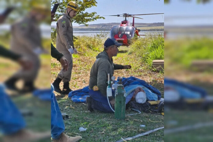 Helicóptero com empresários cai em GO; piloto está em estado grave
