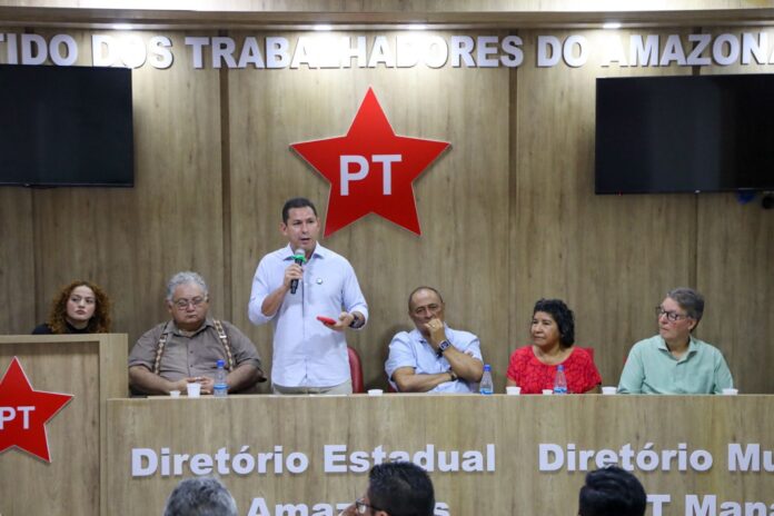 Marcelo Ramos na sede do PT