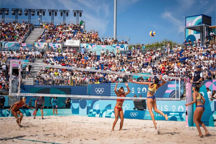 Olimpíadas: Dupla brasileira Carol e Bárbara vence na estreia do vôlei de praia