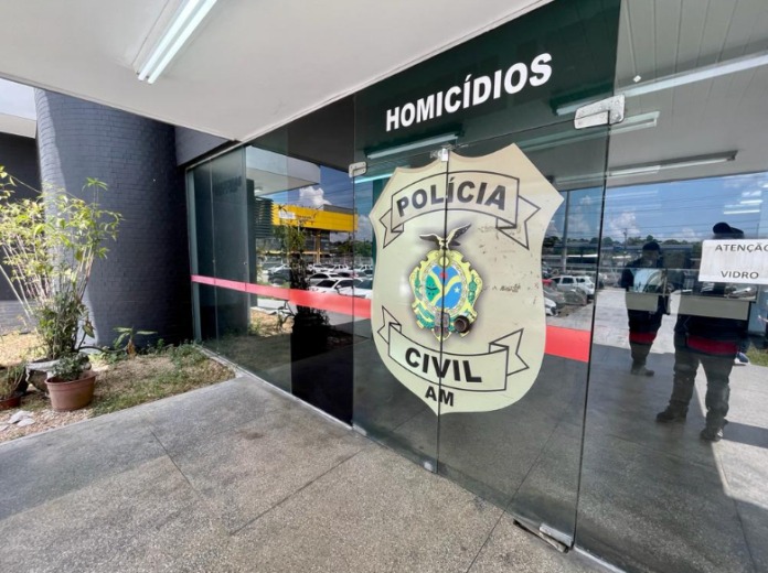 Criminosos invadem mercadinho e executam homem no Monte das Oliveiras