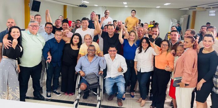 Convenções Partidárias: Eduardo Braga se reúne com pré-candidatos do MDB uma semana antes da convenção do partido