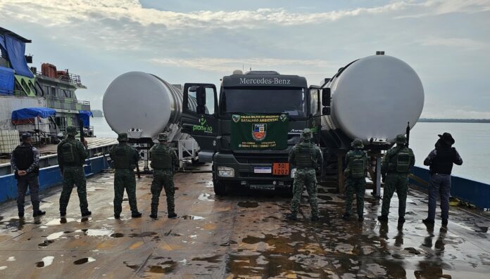 Combustível sem licença ambiental para transporte é apreendido no Amazonas