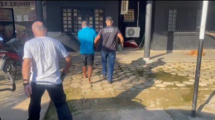 Homem tem faca cravada no peito após discussão em bar, no interior do Amazonas