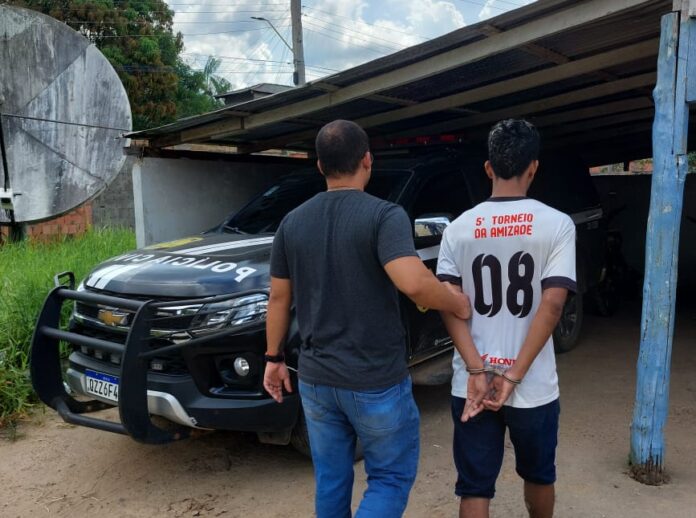 Homem crava faca no abdômen do 'amigo' durante discussão por dinheiro