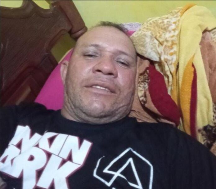 Homem é procurado por assassinar a própria esposa durante festa em Itacoatiara