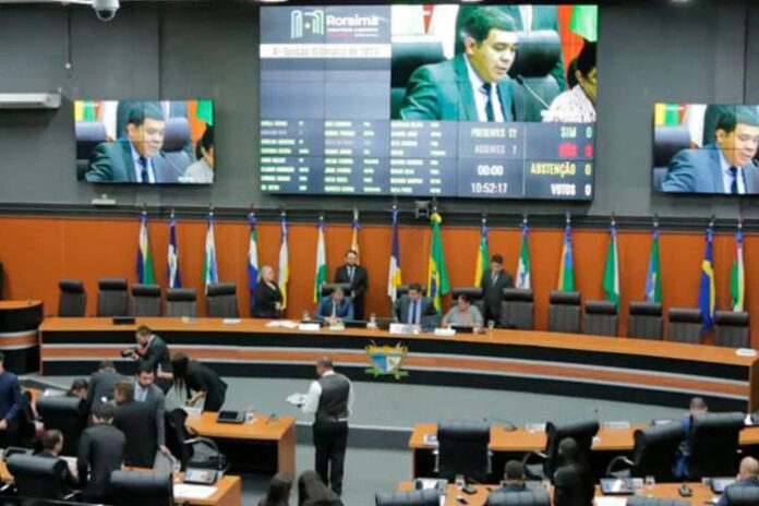 Assembleia de Roraima aceita pedido de impeachment do governador Antonio Denarium