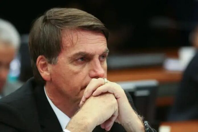 PGR tem 15 dias para decidir se denuncia Bolsonaro ou arquiva o caso das joias; entenda