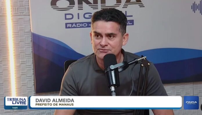 David Almeida no Tribuna