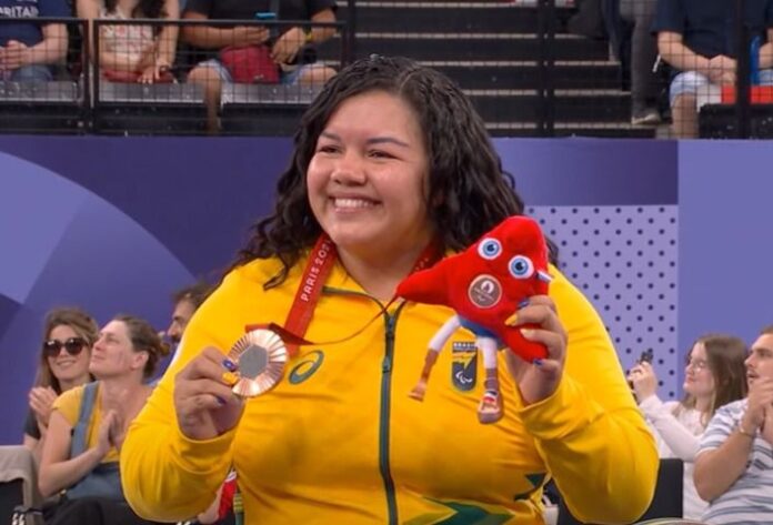 Amazonense Maria de Fátima conquista bronze no halterofilismo nas Paralimpíadas de Paris