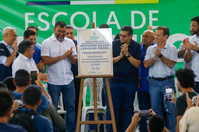 O governador Wilson Lima entregou, nesta quarta-feira (11/09), a primeira escola do Centro de Educação Tecnológica do Amazonas (Cetam)