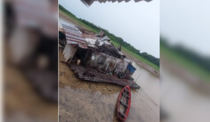 VÍDEOS: Chuva forte e vendaval destroem flutuantes em Coari (AM)