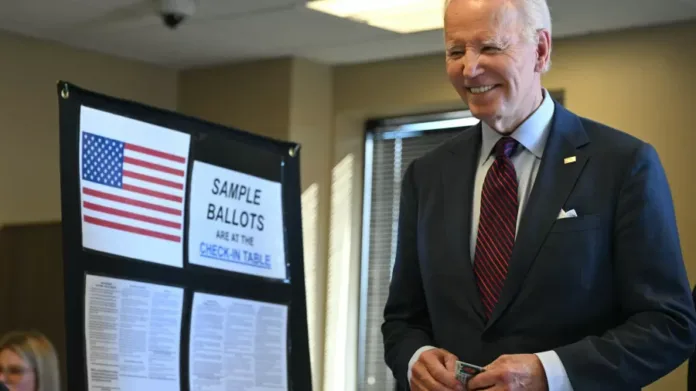 Eleições americanas: Joe Biden vota antecipadamente em Kamala Harris