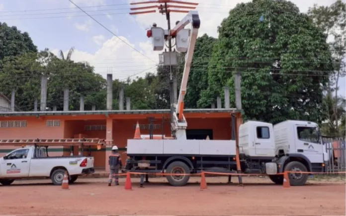 Quatro bairros da capital amazonense devem ficar sem o fornecimento de energia elétrica nesta quarta-feira (30/10)