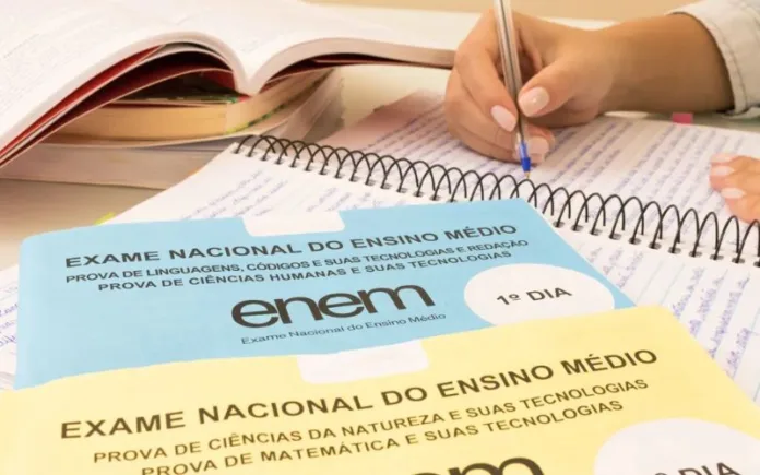 O Exame Nacional do Ensino Médio (Enem) 2024 tem 4.325.960 de inscrições confirmadas. O número representa um aumento de 9,95%