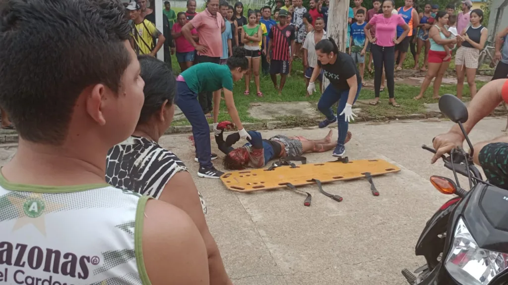 População toca fogo em homem que esquartejou e queimou mulher em Borba