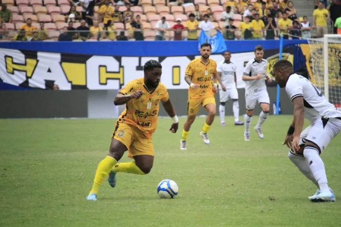 Luan Silva, atacante do Amazonas FC (Foto: Josemar Antunes)