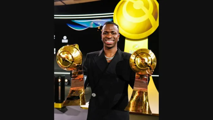 Jogador do Real Madrid, Vini Jr, ganhou também o prêmio de melhor atacante do ano pelo Globe Soccer Awards