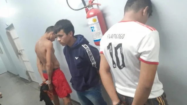 Trio foragido da justiça é preso em invasão de Manaus