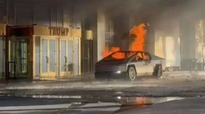 Carro Tesla explode em frente ao hotel de Donald Trump