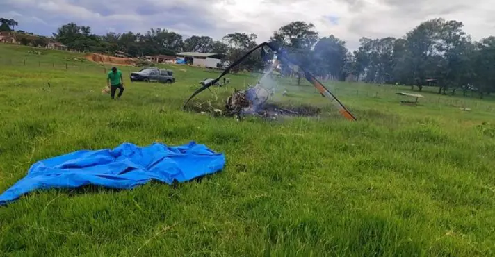 3 pessoas morrem após queda de helicóptero em Minas Gerais 