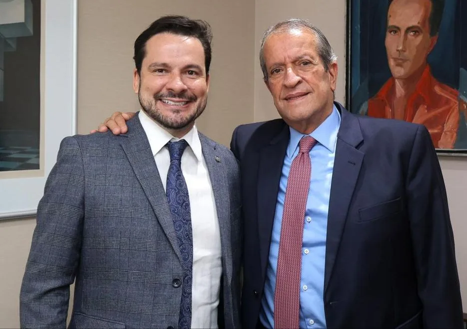 Alberto Neto se reuniu com o presidente nacional do Partido Liberal, Valdemar Costa Neto, visando os projetos políticos de 2026. 