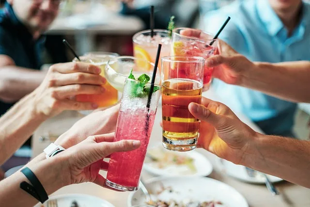 Confira dicas de cuidados com a alimentação para o Pré-Carnaval em Manaus