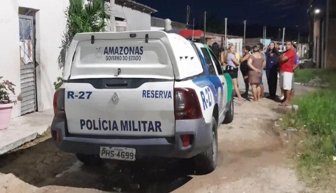 Pistoleiros invadem casa e executam dois irmãos com mais de 10 tiros em Manaus