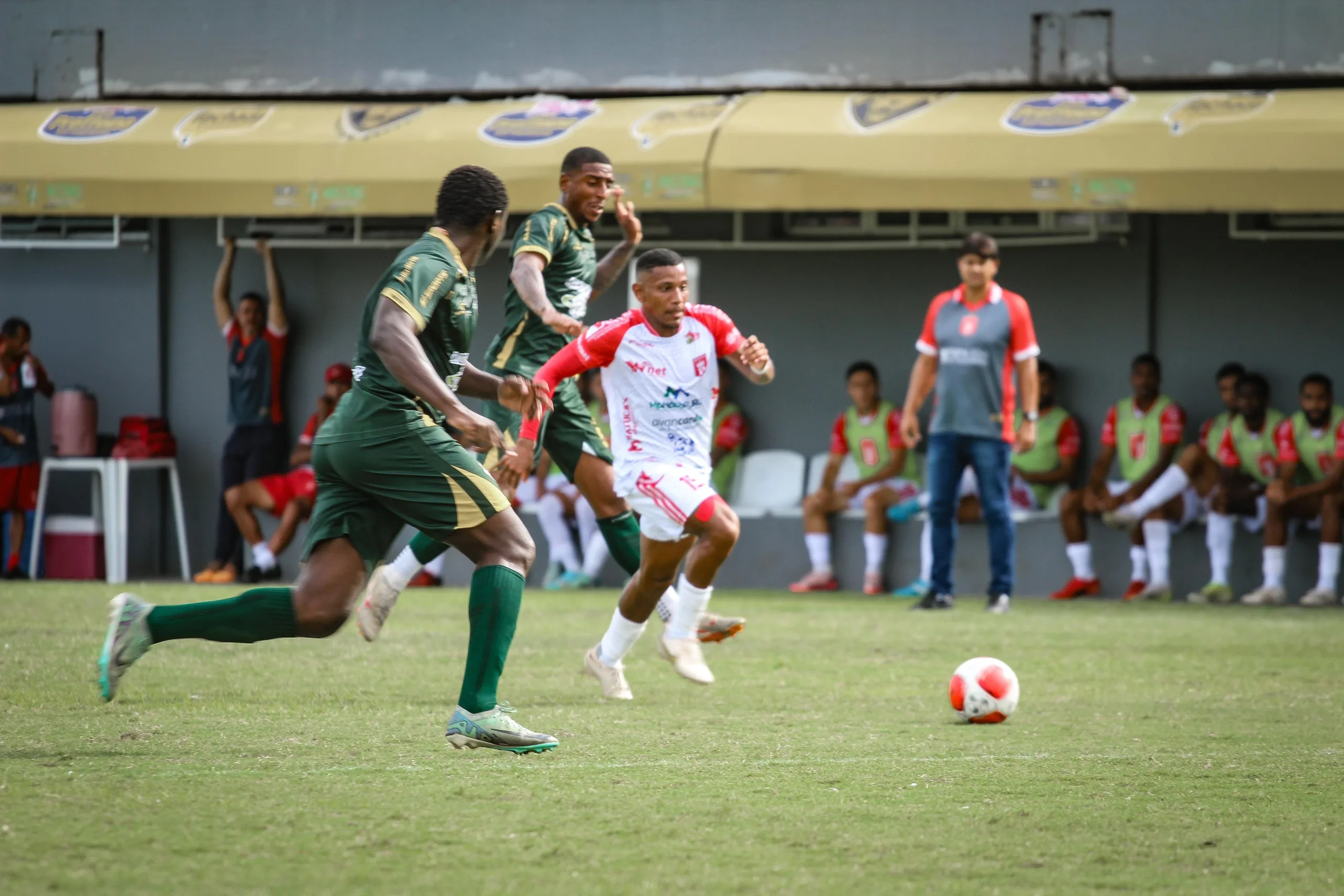 Barezão: Em jogo de 7 gols, Princesa do Solimões vence o Sete FC