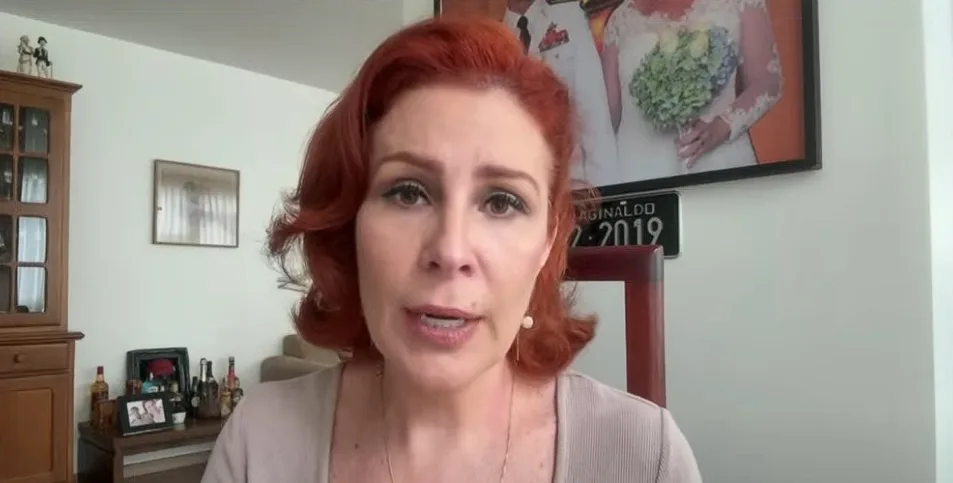 VÍDEO: Em entrevista, Zambelli diz se arrepender de incidente com arma e diz que não foi por isso que Bolsonaro perdeu