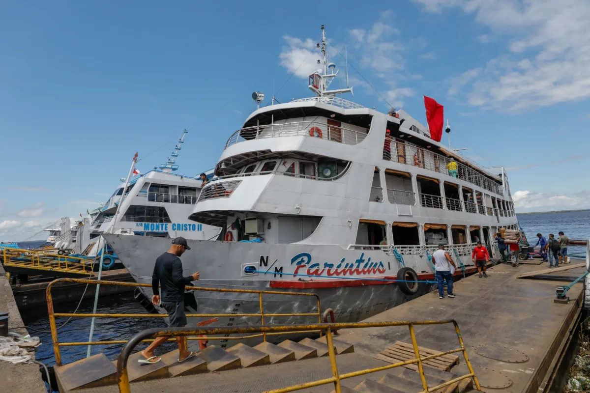 Barcos e lanchas se preparam para aumento de vendas com proximidade do Festival de Parintins