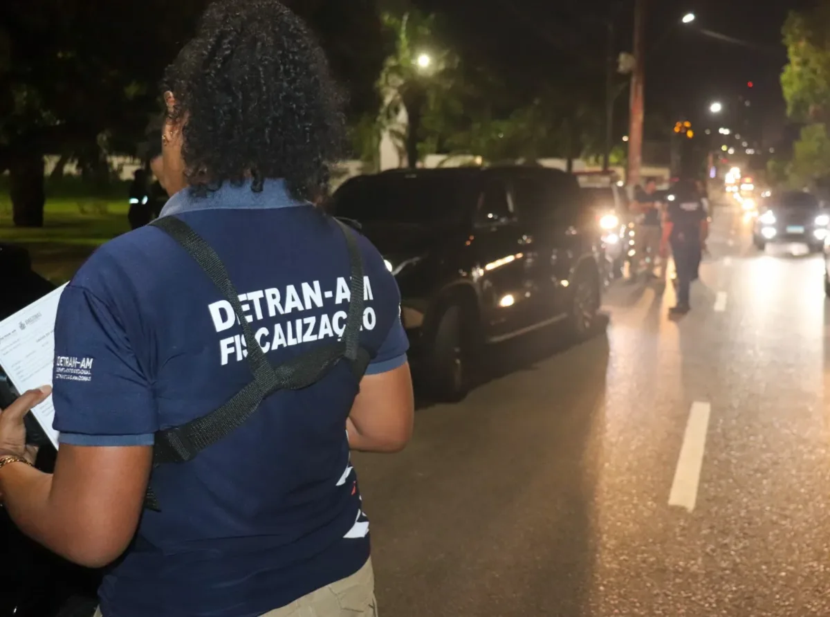 Quase mil motoristas são autuados durante feriado do Dia do Trabalhador em Manaus