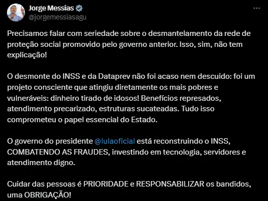 Ministro da AGU culpa governo Bolsonaro por desmantelamento do INSS
