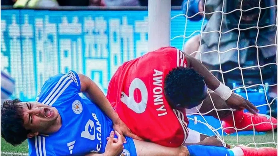 Taiwo Awoniyi soma passagens por clubes como Liverpool e Unión Berlin.