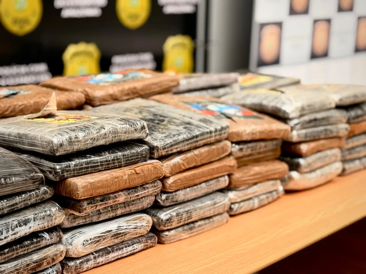 Mais de 200 kg de drogas que seriam transportados para Manaus são apreendidos em Barcelos