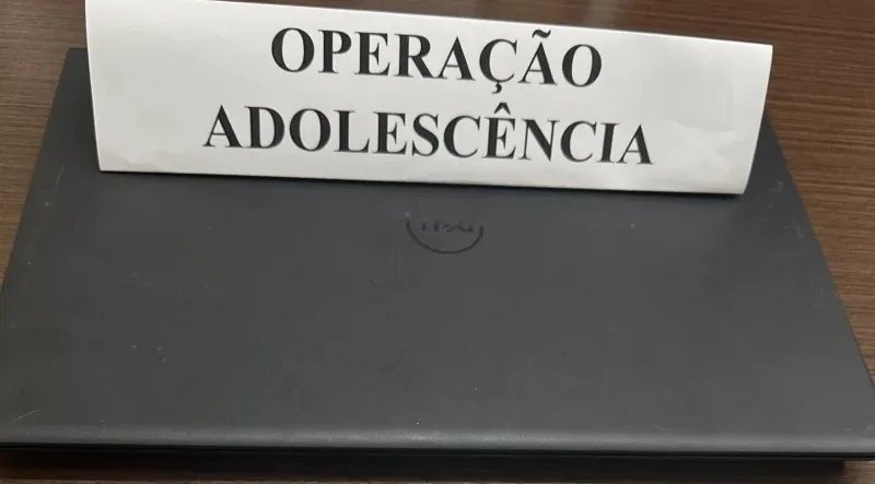 Seis estudantes cantam música de estupro e viram alvos da polícia em Manaus