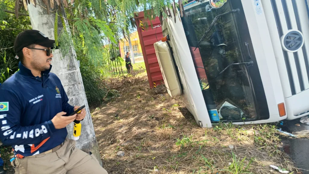 FOTOS: Divulgação/Detran-AM