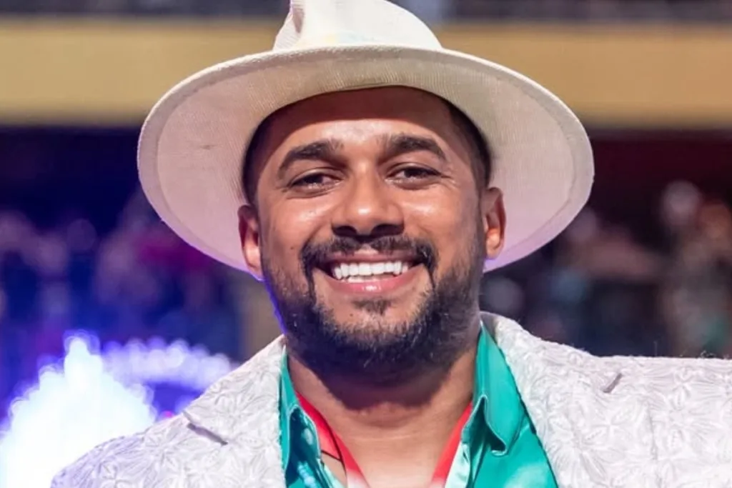 Mestre Fafá, mestre de bateria da Acadêmicos do Grande Rio.