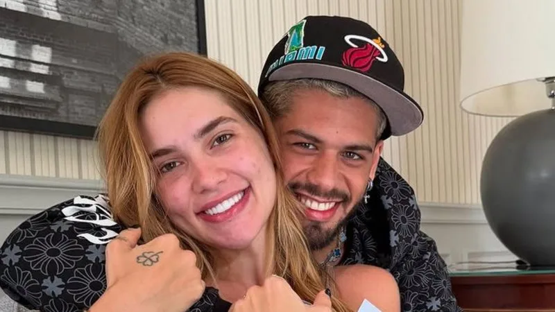 Virginia e Zé Felipe surgem juntos após anúncio de separação: "Ontem a gente chorou a noite toda"