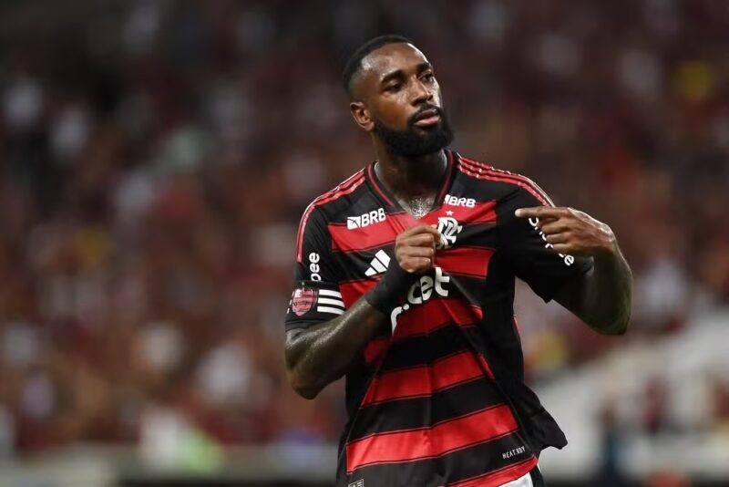 Gerson comemora gol pelo Flamengo (Foto: André Durão)